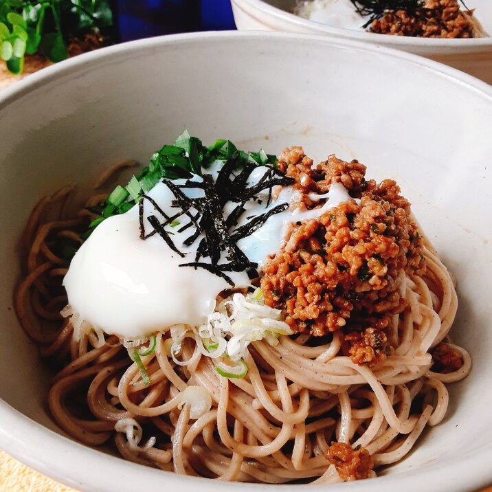 まぜまぜ美味しい☆蕎麦で作る台湾風肉味噌まぜそば